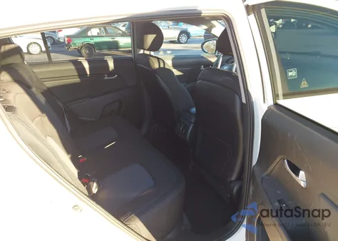 2014 Kia Sportage Lx z USA, uszkodzony, nr VIN KNDPB3AC2E7656217